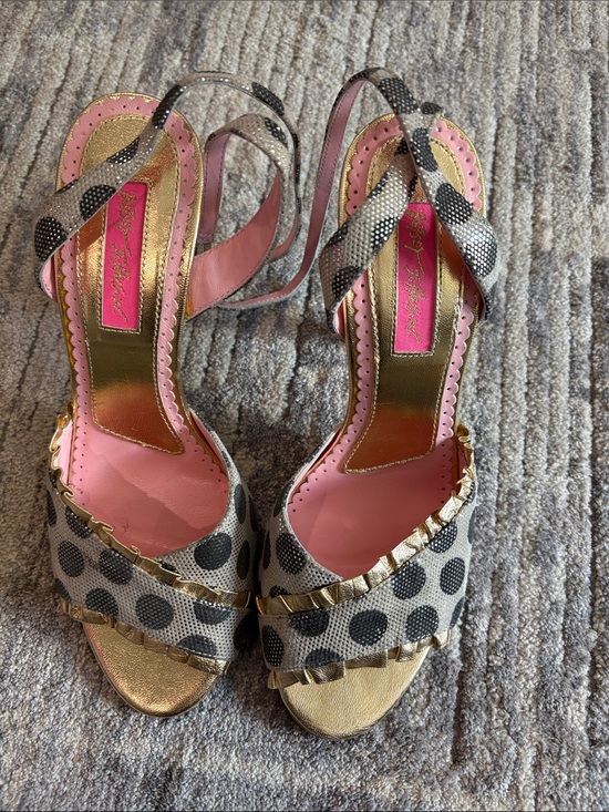 Betsey Johnson Shoes - Betsey Johnson Black & Pink Polka Dot Ruffle Ankle-Strap Heels Pin Up girl